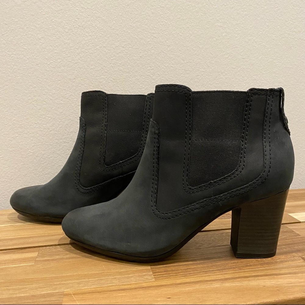 Clarks Botties